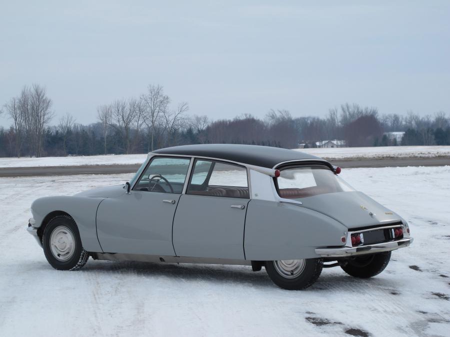  Citroen DS21 Pallas 1967 года  (фото 3 из 3)